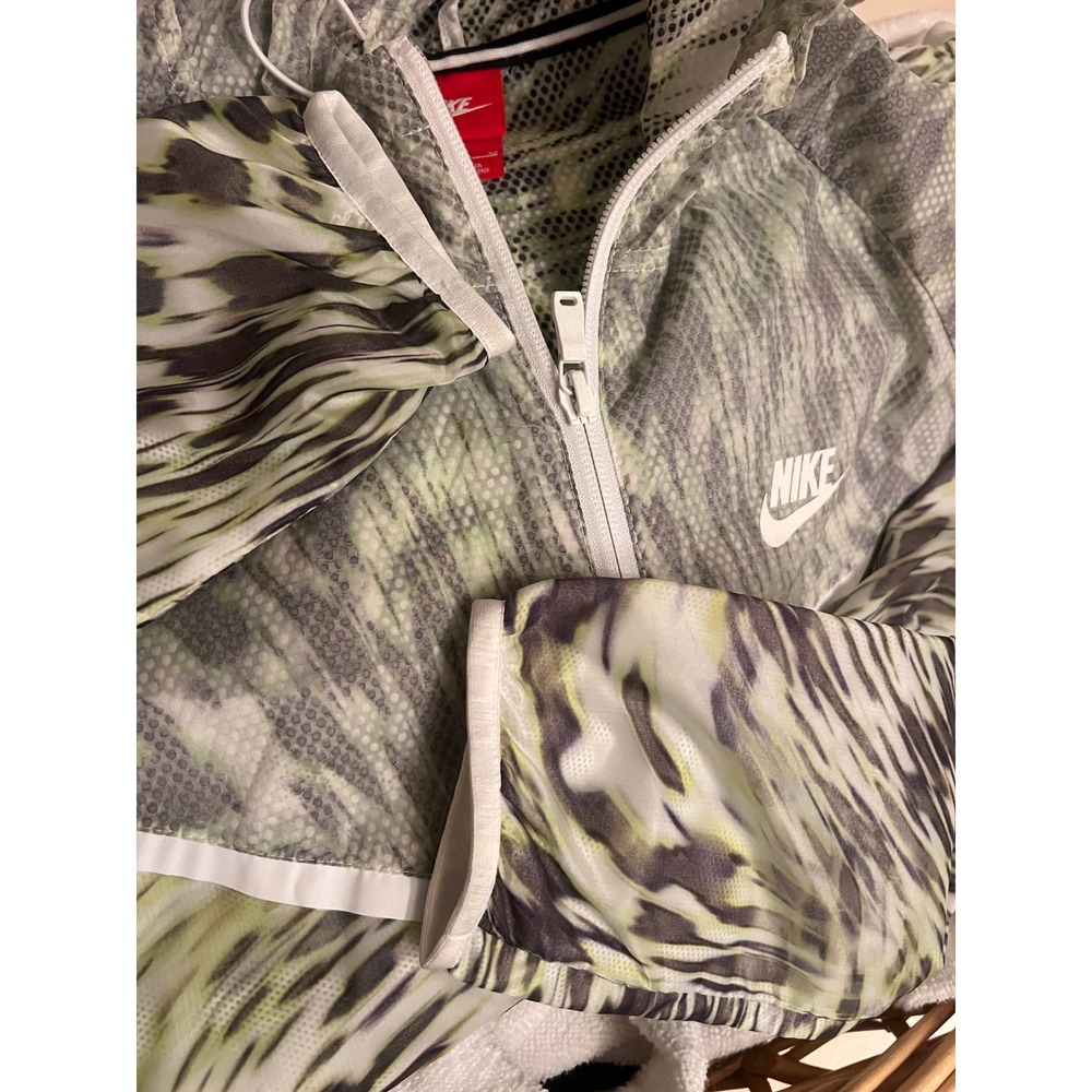 NIKE TECH Multicolor Hyperfuse Windrunner Jacket.… - image 8